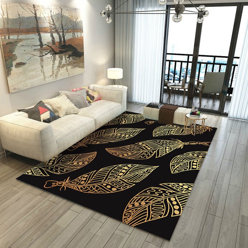 Black Modern Rug Polyester Polyester Feather Rug Stain Resistant Rug for Living Room