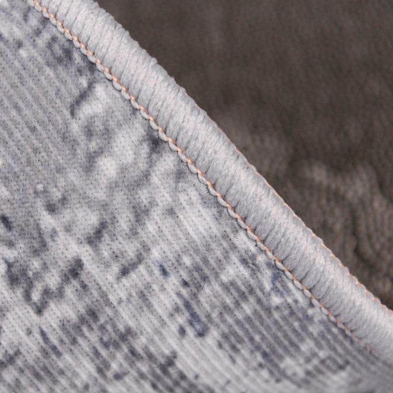 Donkergroene moderne tapijten polyester lijn tapijt vlekbestendig tapijt voor woonkamer