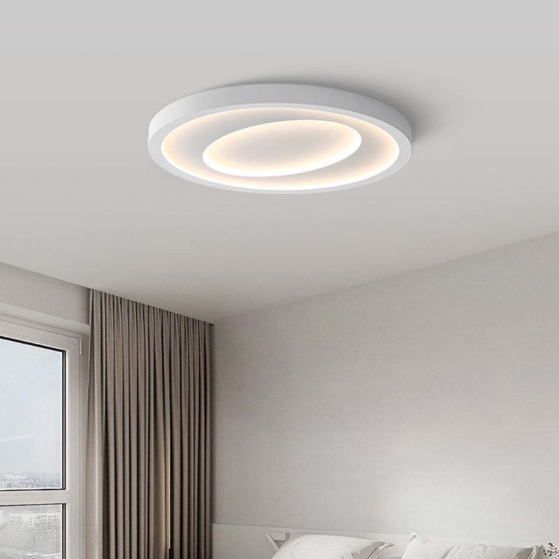 Minimalism Circle Flush Mount Ceiling Light Fixture in White for Bedroom