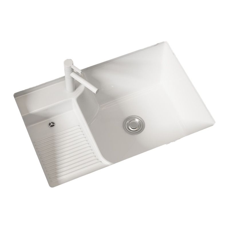 Modern Centerset Faucet Single Hole Lever Handles Centerset Bathroom Sink Faucet