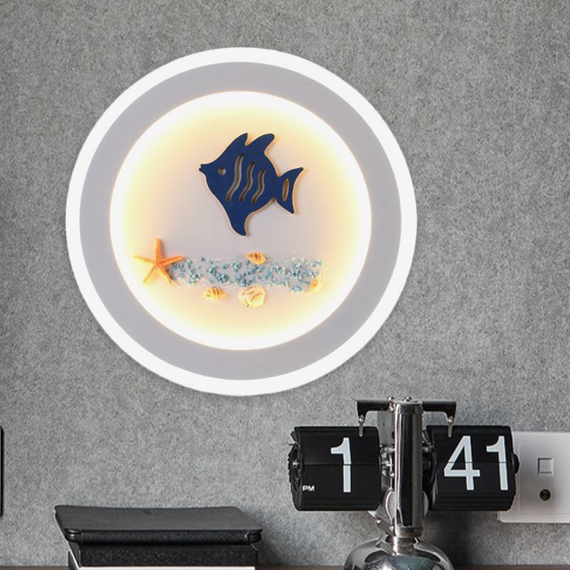 White Round Wall Light Fixture Contemporary Style LED Acrylic Wall Mural Lamp with Fish and Sea Star Pattern