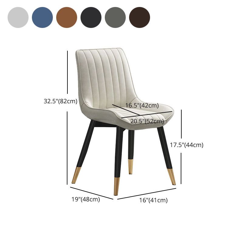 Silla auxiliar de comedor contemporánea Silla Parsons curvada de cuero con acabado mate