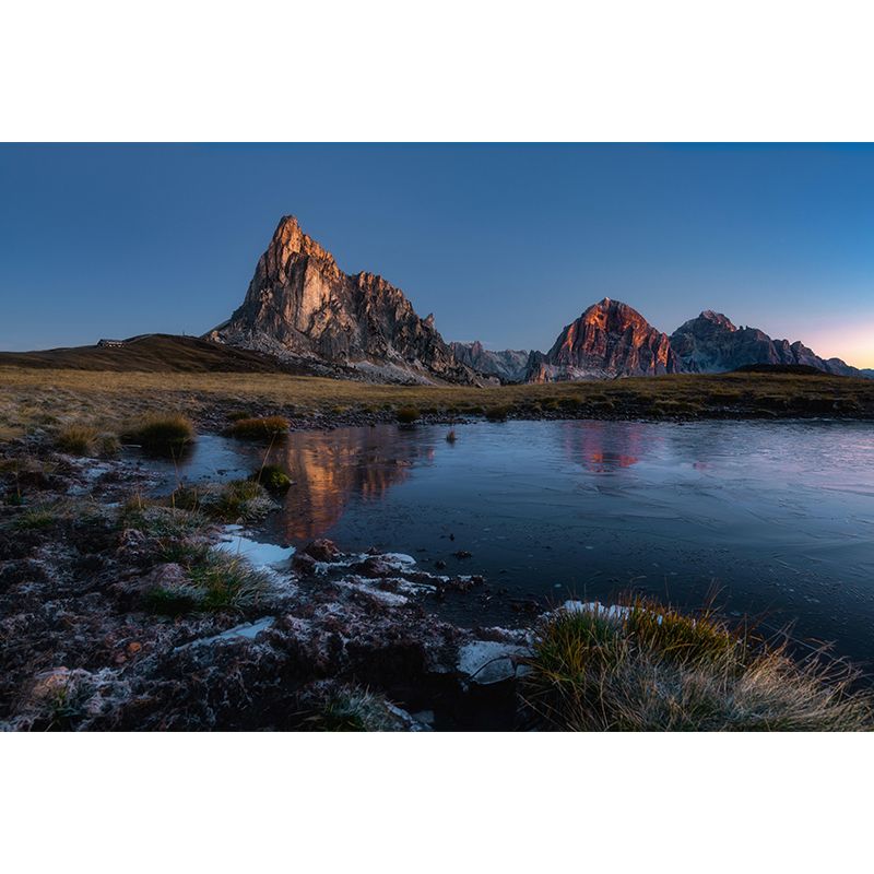 Mountain with Cloud View Mural Contemporary Stain Resistant Wall Murals for Home