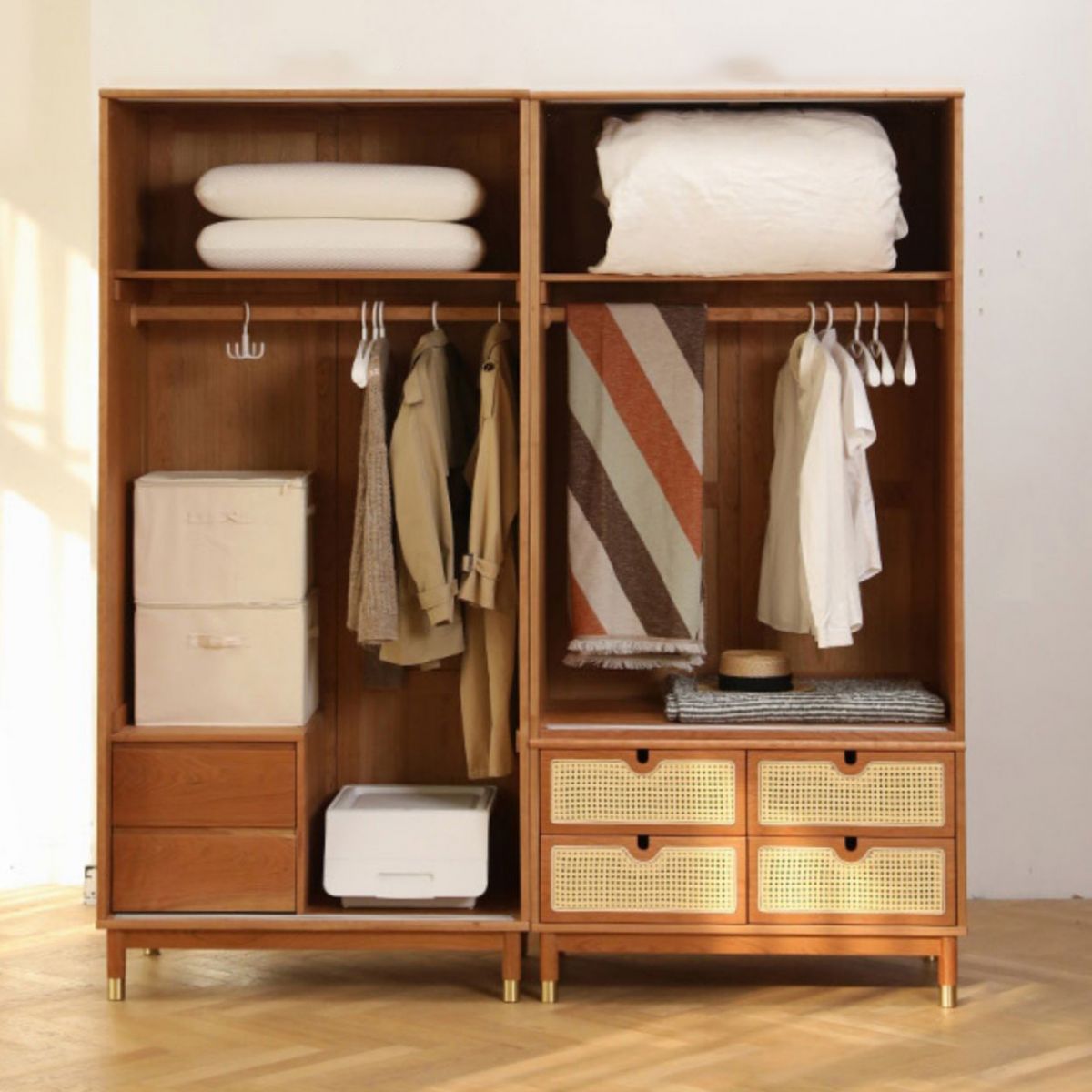 Modern Solid Wood Wardrobe Cabinet 2 Sliding Doors Sliding with Drawer