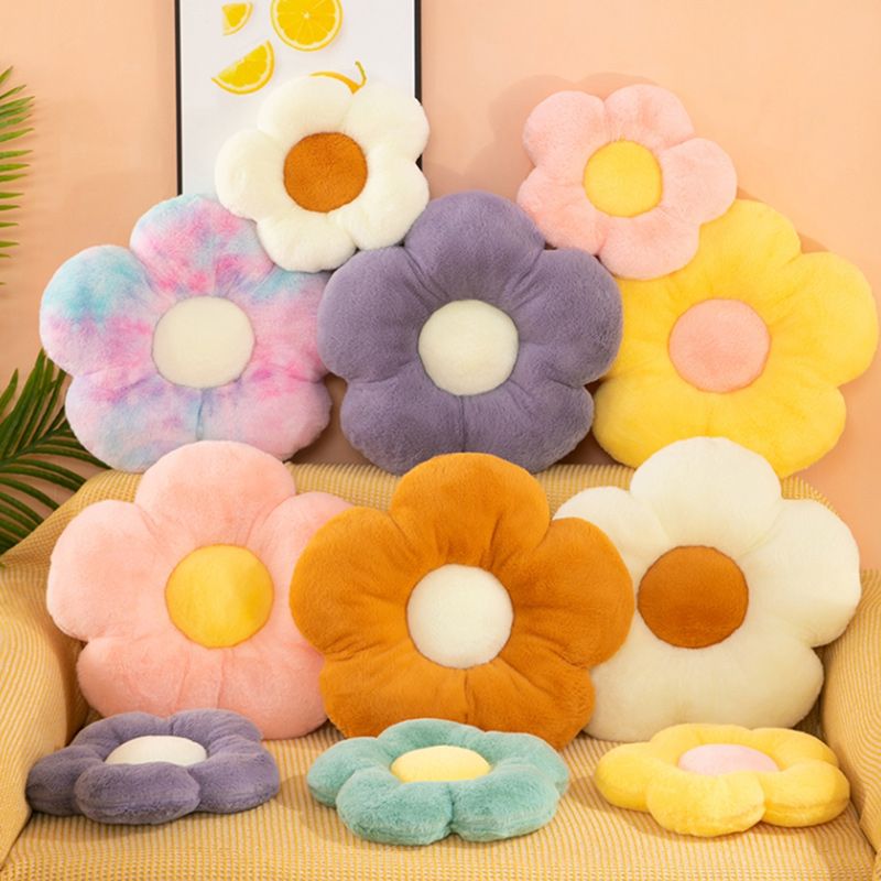 Contemporary Pouf Ottoman Velvet Upholstered Tear Resistant Flower Shape Ottoman