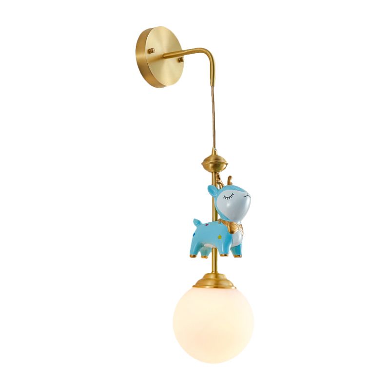 Opal Glass Global Wall Light Aibriture Cartoon 1 Lampada a parete in oro chiaro con arredamento di cervi blu