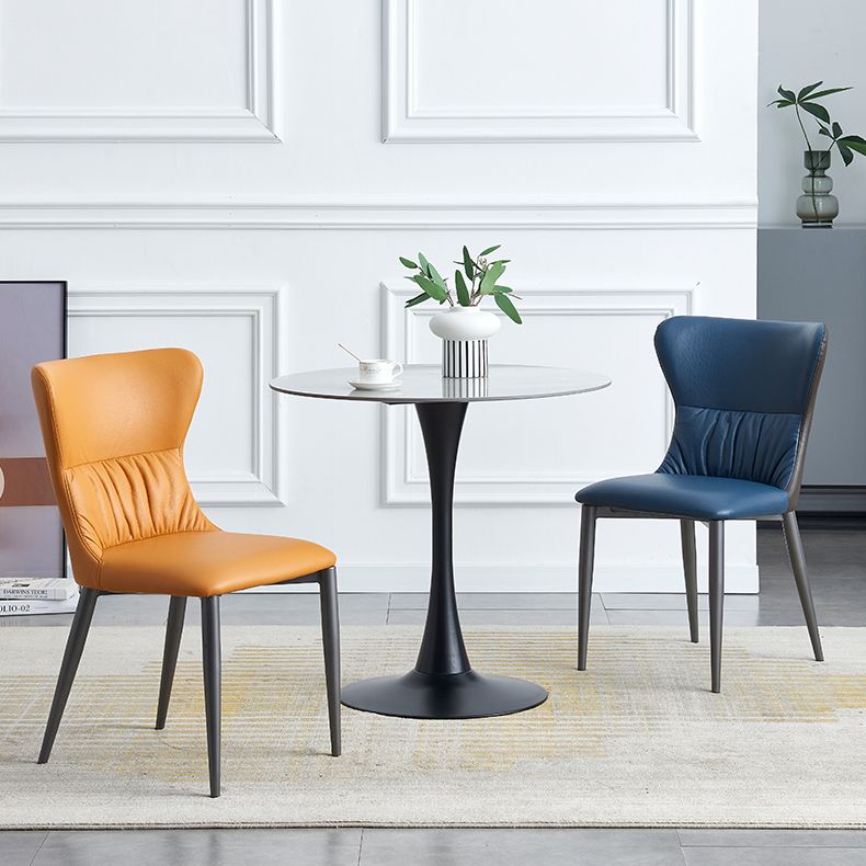 El comedor industrial del metal preside la silla lateral sin brazos del Wingback para el uso en el hogar