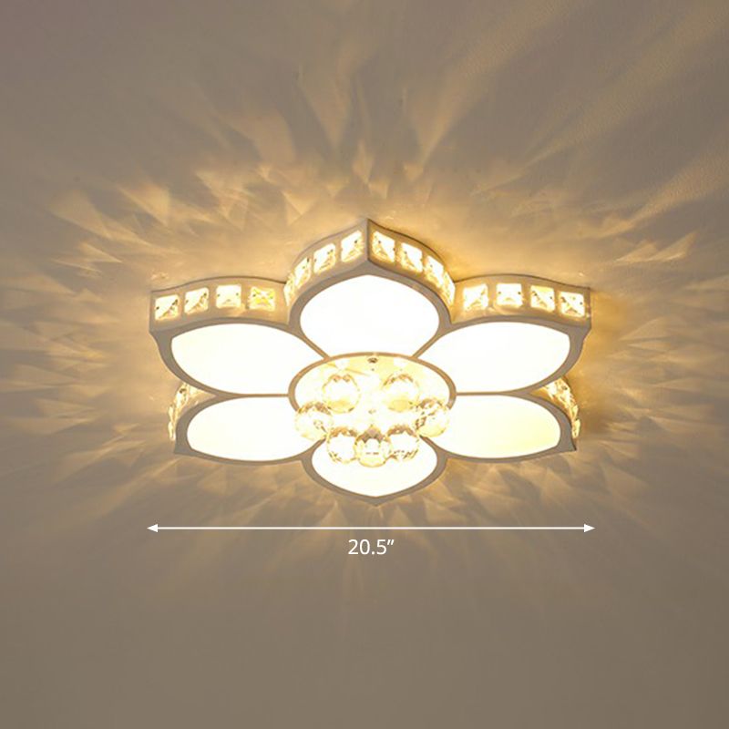 Minimalist Floral Flush Plafond Licht Acryl Slaapkamer LED Flush Mounted Armatuur met Clear Crystal Accenten