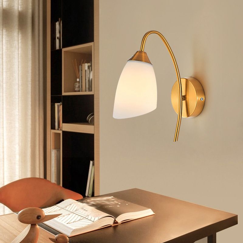 Modernist Wall Sconce Metal Sconce Lighting in Gold for Bedroom
