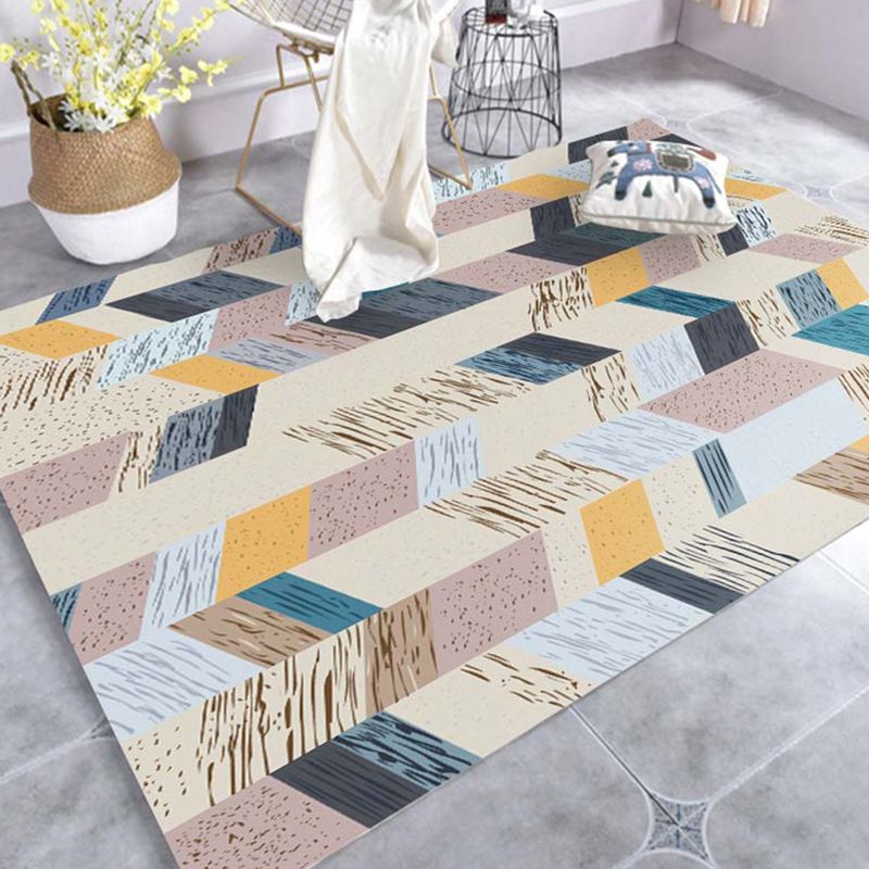 Brown Modern Teppich Polyester Dreieck Teppich Waschbar Teppich für Wohnzimmer