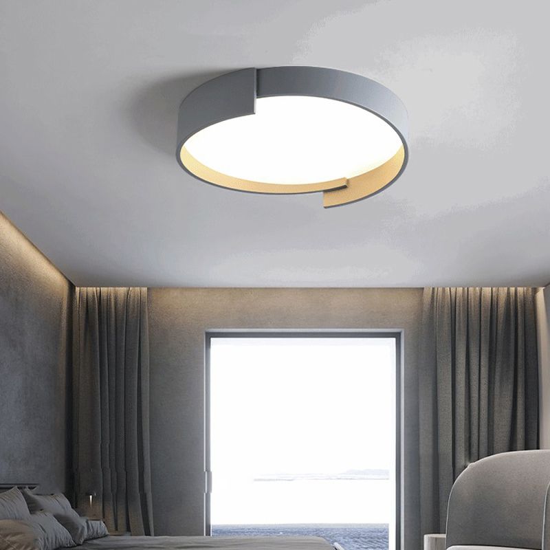 Modern LED Metal Flush Mount Circular Shape Ceiling Light with Acrylic Shade for Bedroom