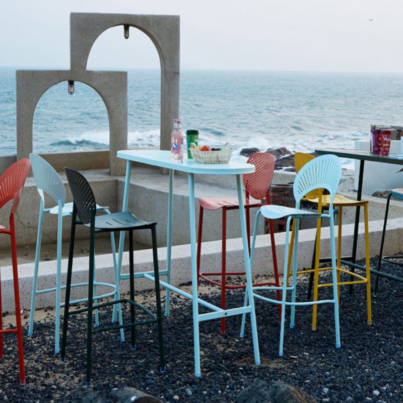 Modern Oval Pub Table Metal Bar Height Table with Footrest for Outdoor