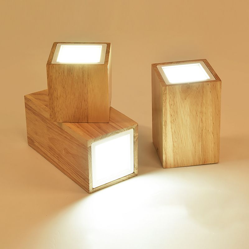 Round/Square Mini Corridor Ceiling Lamp Wooden 4"/6"/8" H LED Nordic Flush Mount Lighting in Beige