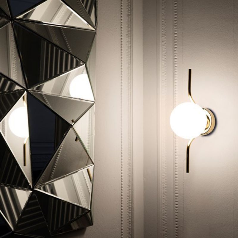 Noordse gecontracteerde postmodern sferisch 1 hoofd glasmateriaal witte wandlamp