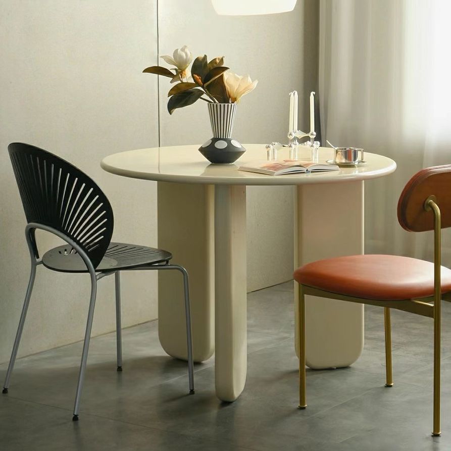 Modern Pine Wood Dining Table 3 Legs Round Table for Dining Room