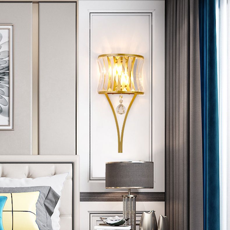 Lámpara de pared geométrica de cristal en moderna luz de pared de hierro forjado de estilo de lujo para espacios interiores