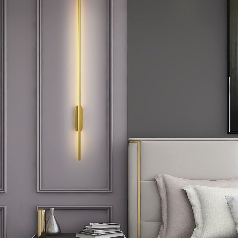 1-Light Ribbon Wall Sconce Modern Simple Style Metal Wall Lighting in Gold