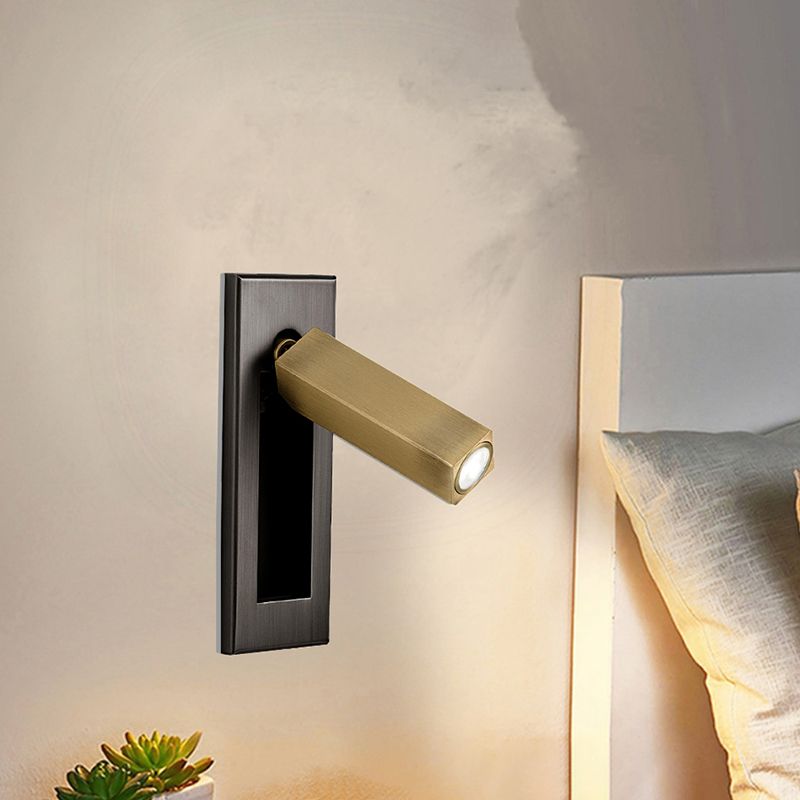 1 Light Modern Style Wall Sconce Metal Sconce Light for Bedroom