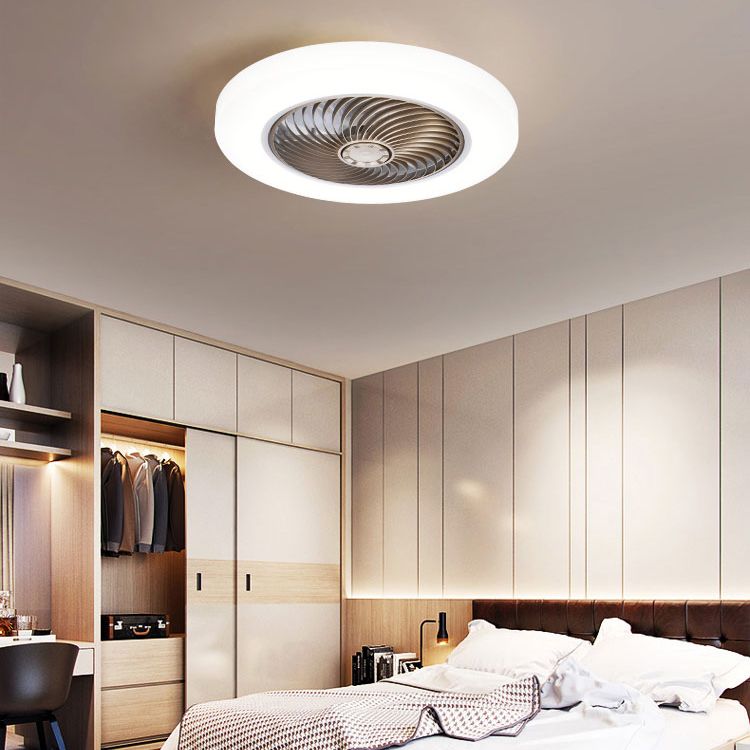 Kreisförmige Acryl -LED -Deckenlüfter minimalistisch halb flush montiertes Licht für Schlafzimmer