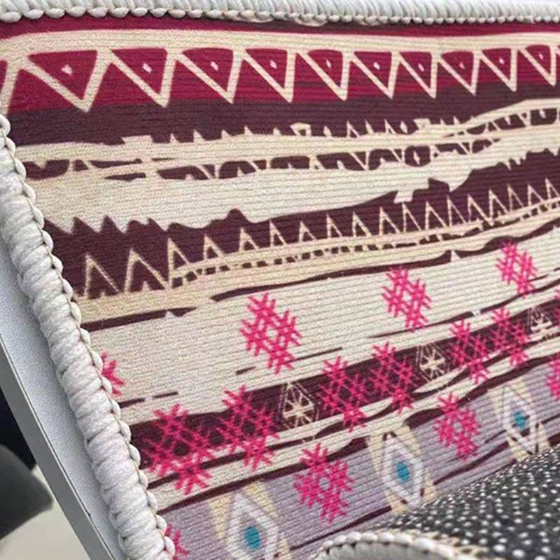 Simplicity Geometry Print Carpet Polyester Area Rug Non-Slip Backing Rug for Living Room