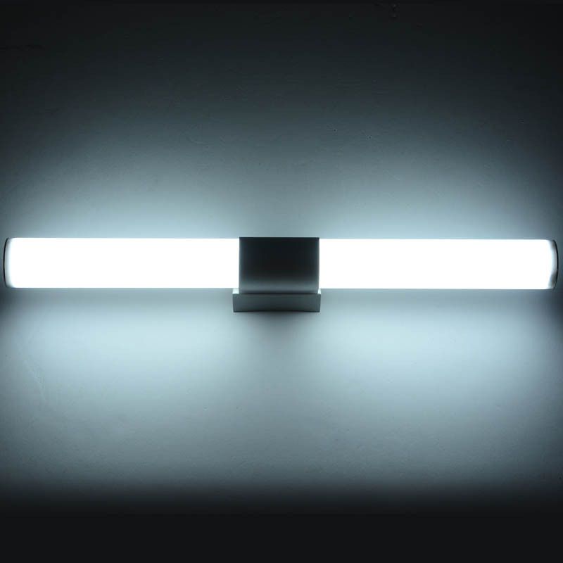 Éclair de mur de nuance linéaire Métal de style moderne 1 lampe d'applications légères en argent