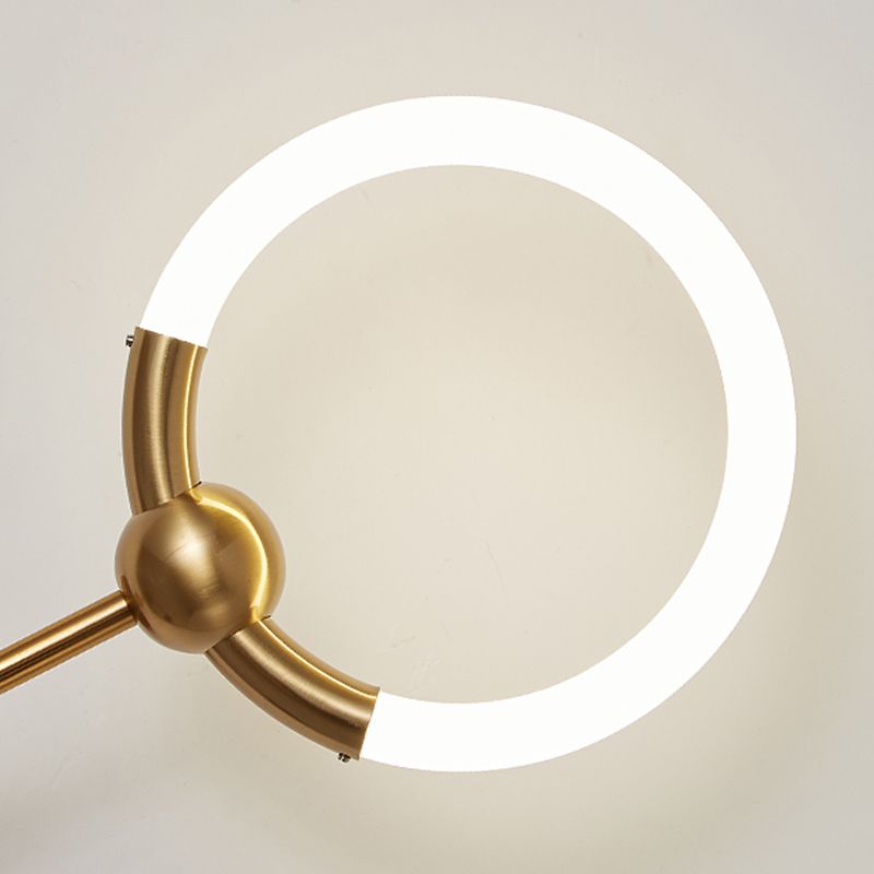 Salon Murne Gamique Postmodern Metal Wall Murd Lightture avec une teinte acrylique