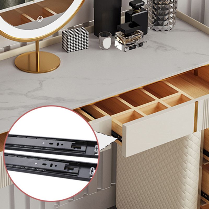 Metal Luxurious Dressing Table in Beige 5 Wood Storage Drawers Vanity