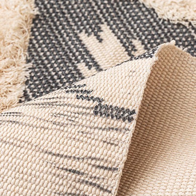 Stylish Area Carpet Geometric Pattern Polyester Area Rug Fringe Stain Resistant Rug for Home Decor