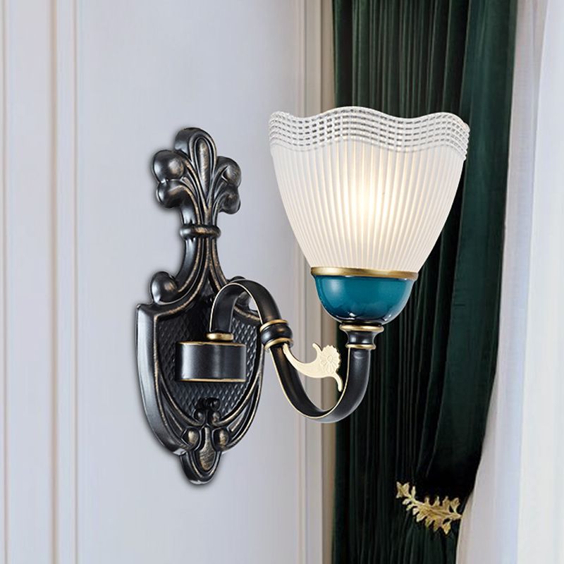 1/2-Head Scalloped Pleated Wall Mount Lamp Traditional Black Ribbed Glass Sconce Light with Curvy Arm