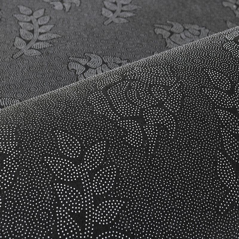 Black Modern Rug Polyester Square Pattern Rug Stain Resistant Rug for Drawing Room