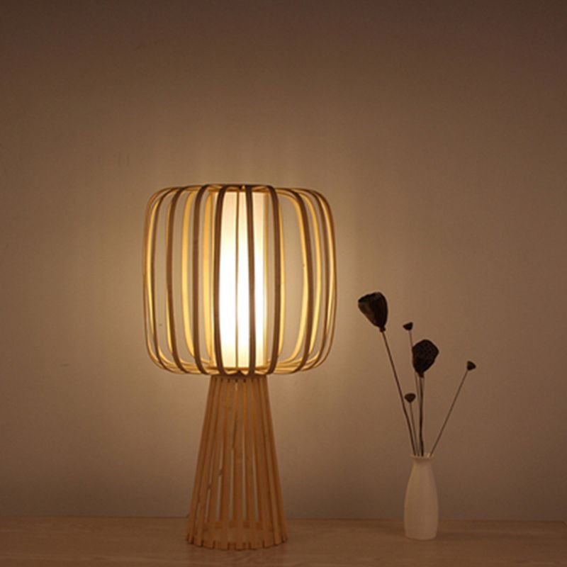 Lámpara de escritorio Asia Drum de bambú, 1 bombilla, de madera, con pantalla de pergamino de tubo interior blanco