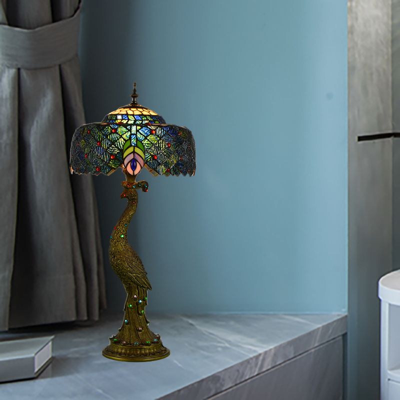 Tableau de nuit de paon de la vitrail