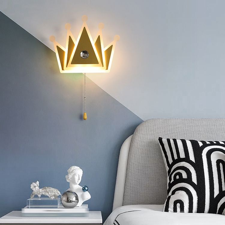 Lampade di applique a forma di corona moderna a forma di corona in metallo 1 illuminazione montata a parete