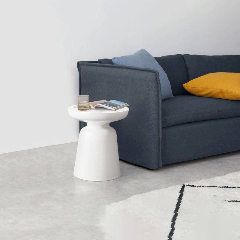 16.9" Tall Metal Round Top Side Table Iron Pedestal End Table