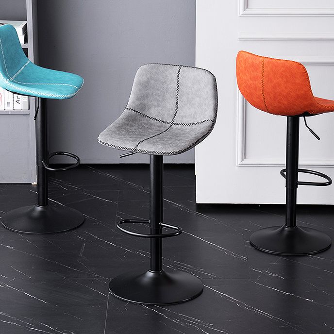 Tabouret de bar d'étude en acier de tabouret de comptoir de dossier rotatif moderne avec le coussin en cuir