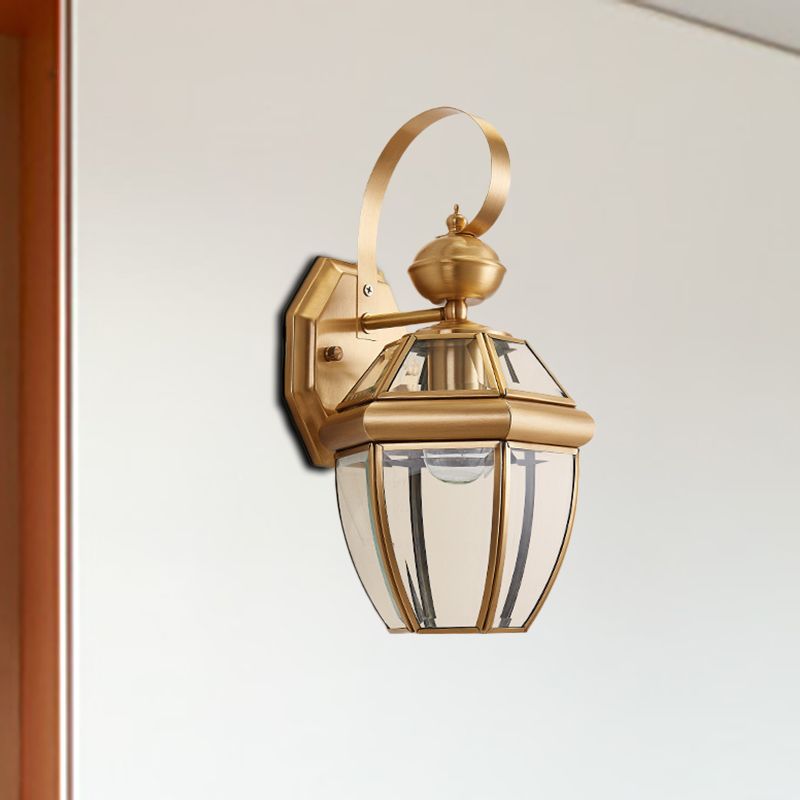 Traditional Urn Sconce Metal 1 Bulb Wall Mounted Light Fixture in Brass for Dining Room