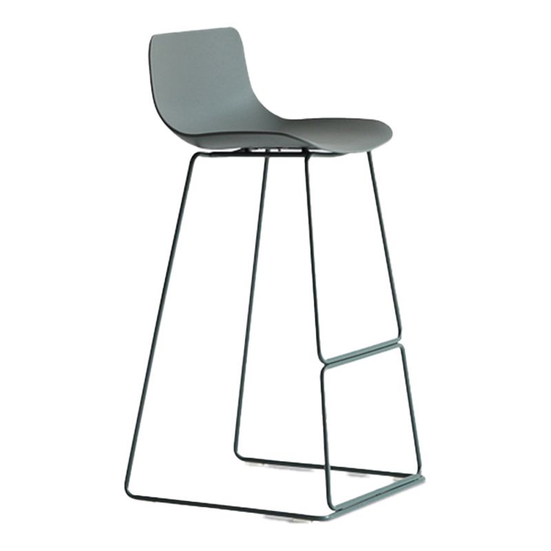 Modern Style Bar-stool Bucket Plastic Bar Stool with Metal Legs for Home