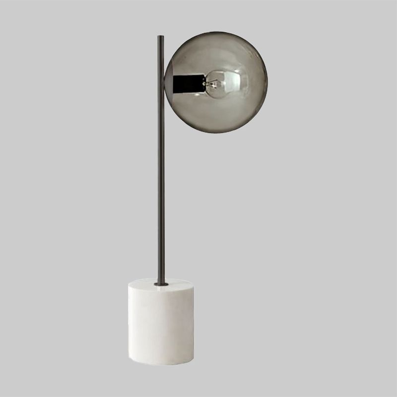 Lámpara de escritorio pequeña para sala de estar con 1 cabezal de cristal gris humo contemporáneo con iluminación esférica para tareas