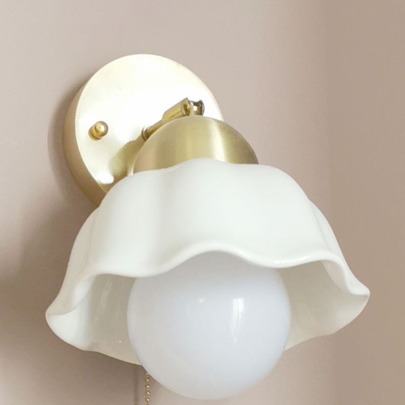 Nordic Style Wall Light Dome Shape Wall Lamp with Ceramic Shade for Bedroom