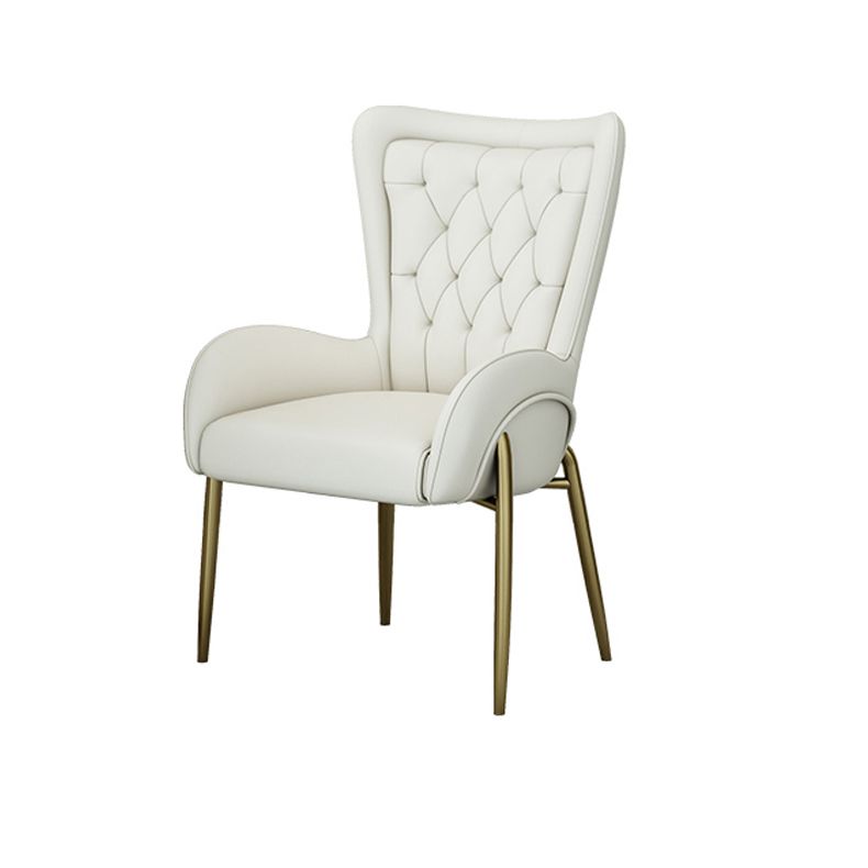 Noordse stijl metalen eetkamerstoelen Tufted Parsons armstoel voor restaurant