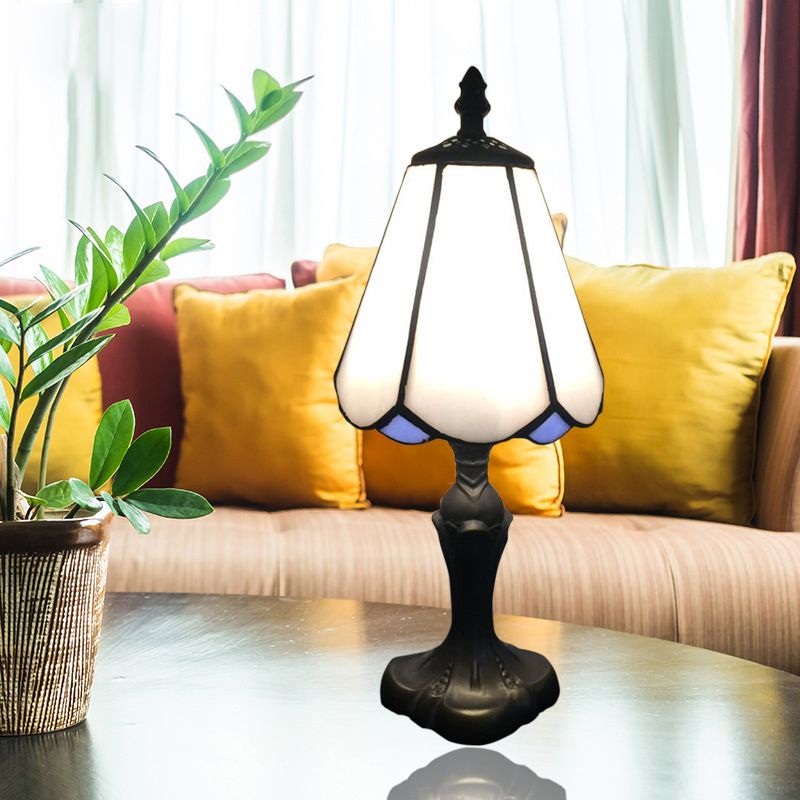 Lámpara de escritorio cónico tradicional de Tiffany 1 luz de lectura de vidrio y metal claro en blanco/rosa para la oficina