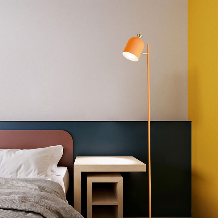 Längliche Kuppelboden stehende leichte Makkaron Metall 1-Bulb Wohnzimmersthoberlampe mit Drehzahl