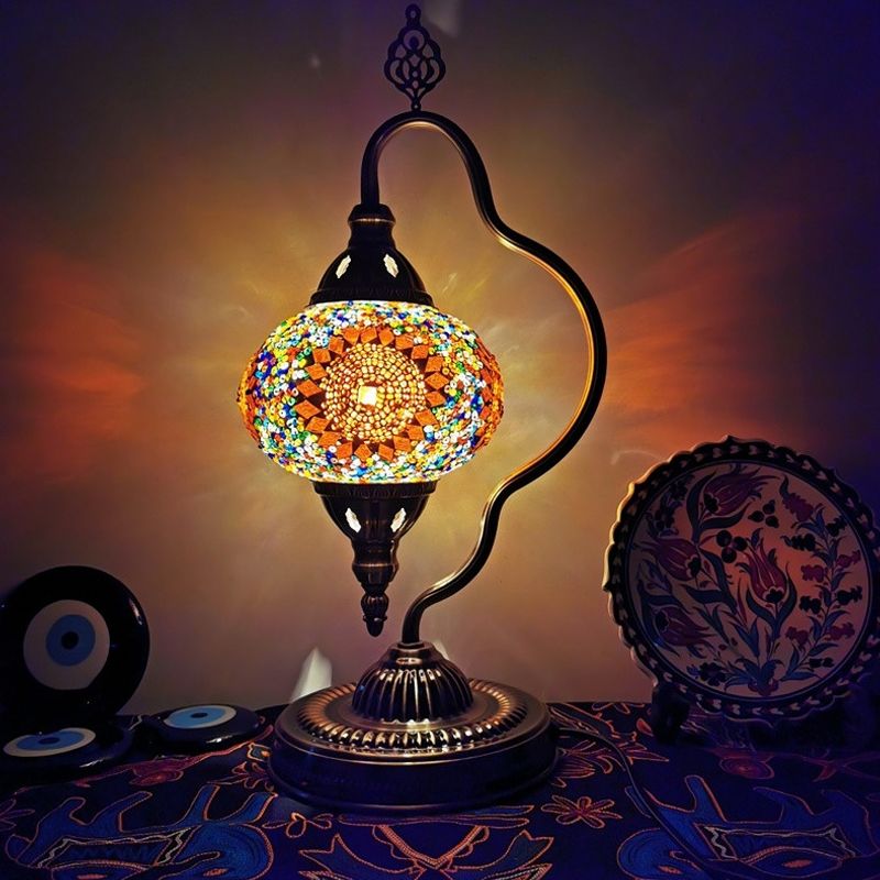 Stained Art Glass Globe Table Lamp Art Deco 1 Head Restaurant Night Light with Curvy Arm in White/Red/Yellow