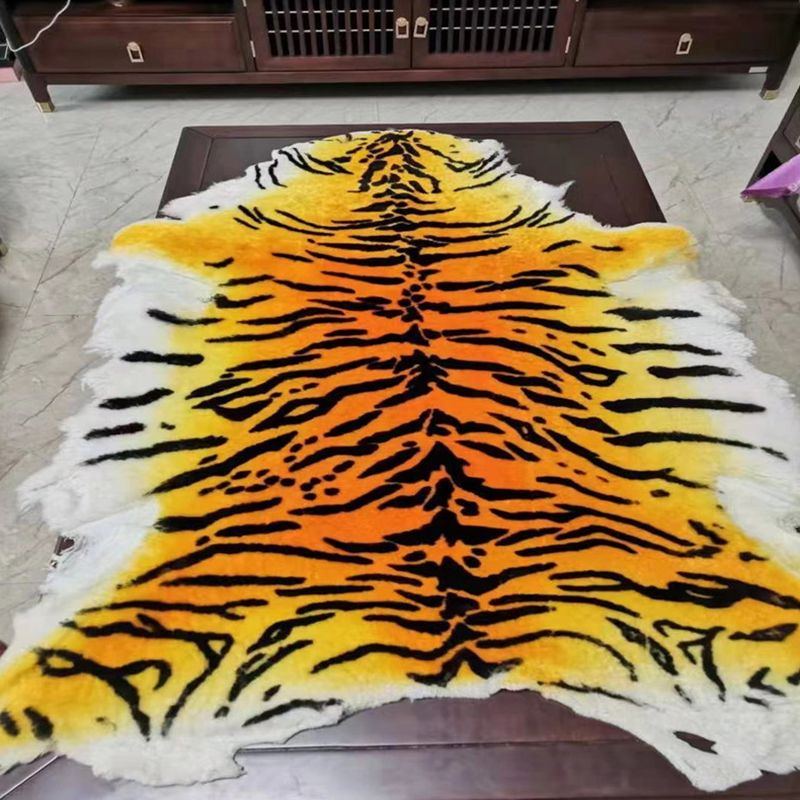 Novelty Shape Trendy Modern Rug Animal Printed Shag Rug Lamb Wool Easy Care Carpet for Home Decor