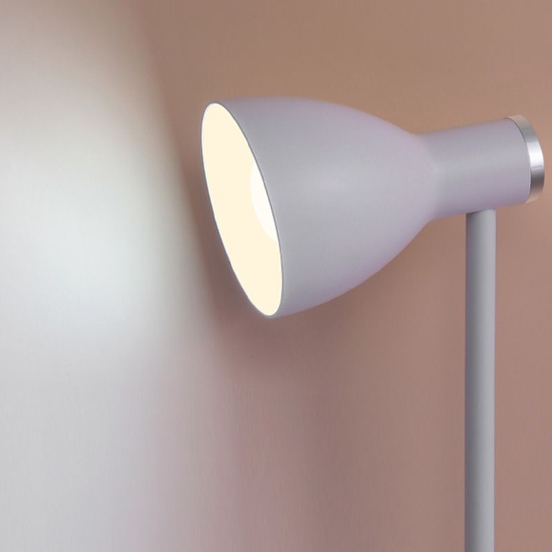 Lampada da tavolo Macaron con luce da lettura a LED per dormitorio con paralume in plastica a campana