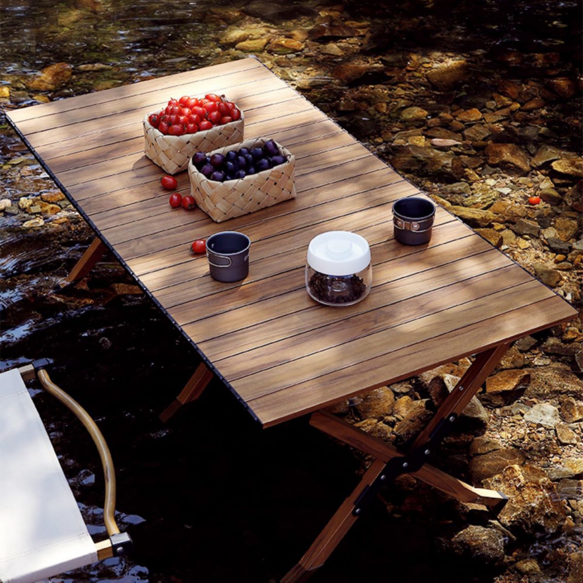 Minimalistic Rectangle Picnic Table Metal Folding Chat Table