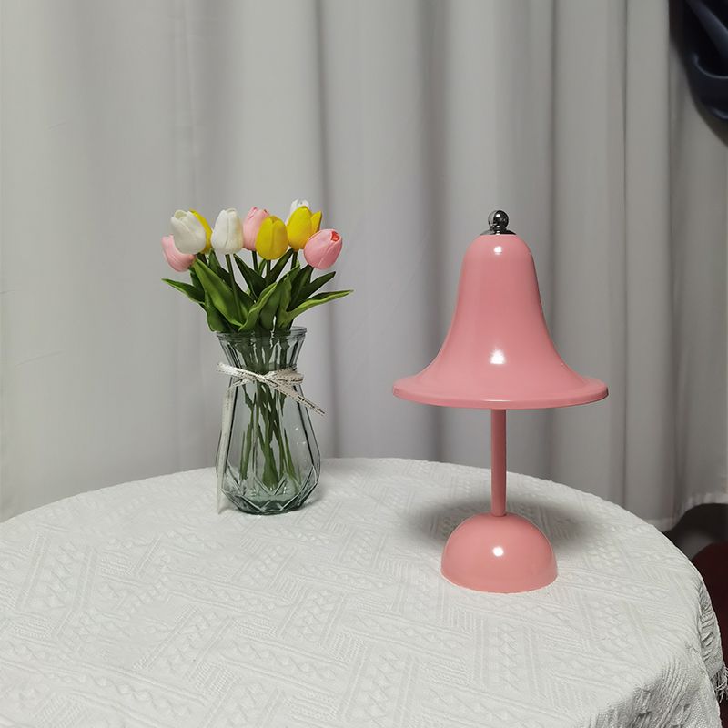 Lampes de table de nuit géométrique à style moderne en métal 1 lampe de table légère