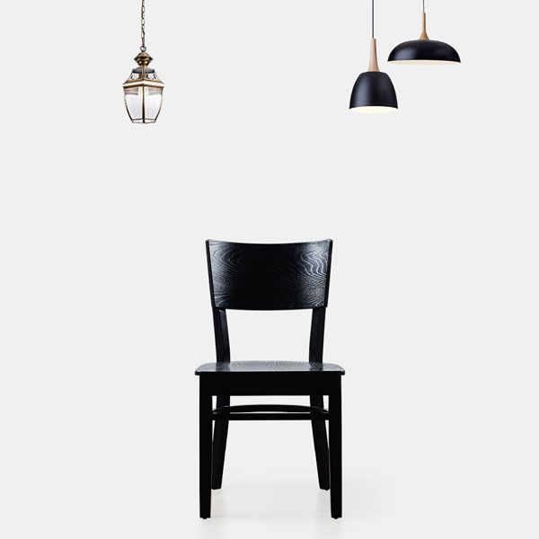 Ouvrez les chaises de salle à manger sans bras arrière avec des pattes en bois (ensemble de 2)