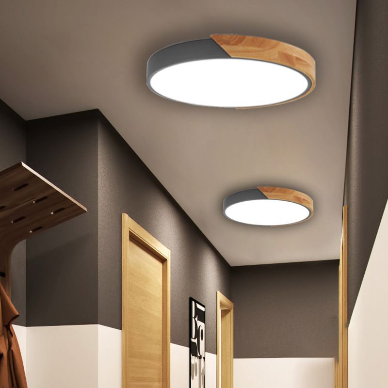 1 Light Round Flush Mount Light Modern Style Metal Flush Mount Lamp