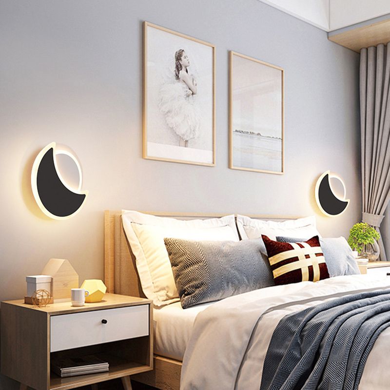 Contemporary Simple Wall Sconce Creative Moon Shape Wall Lamp for Porch Living Room